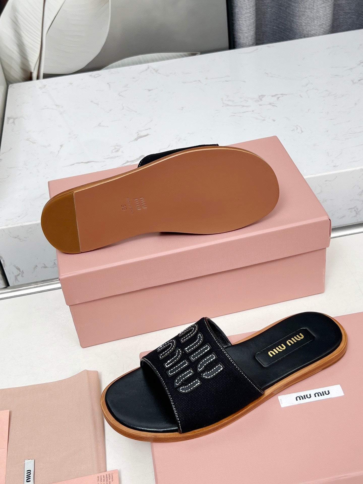 Miu Logo-Patch Slides Black Leather Canvas 935774