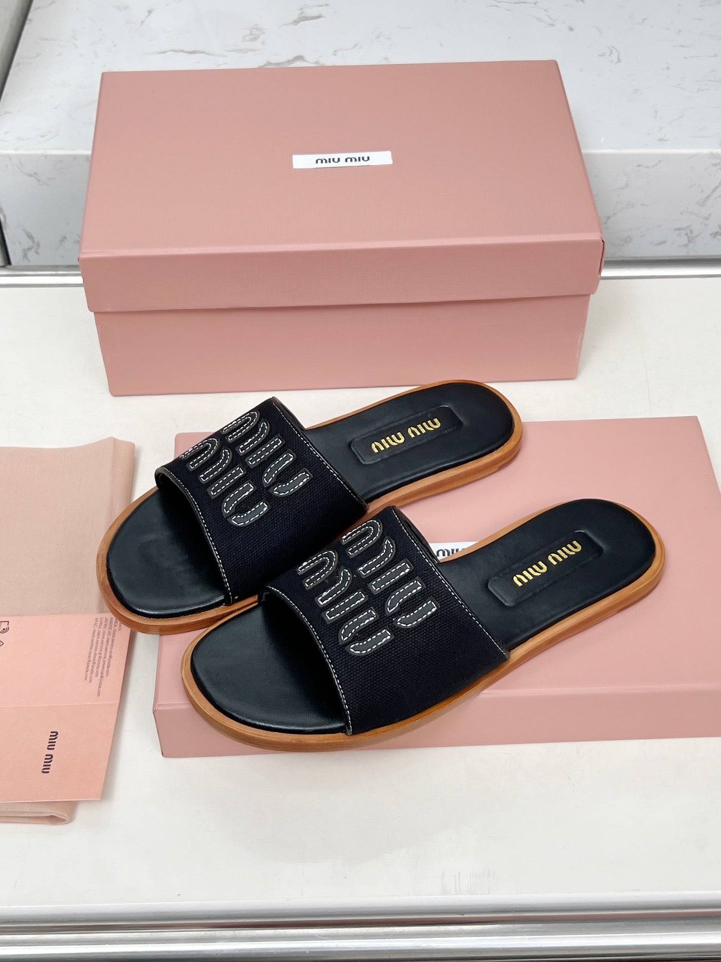 Miu Logo-Patch Slides Black Leather Canvas 935774