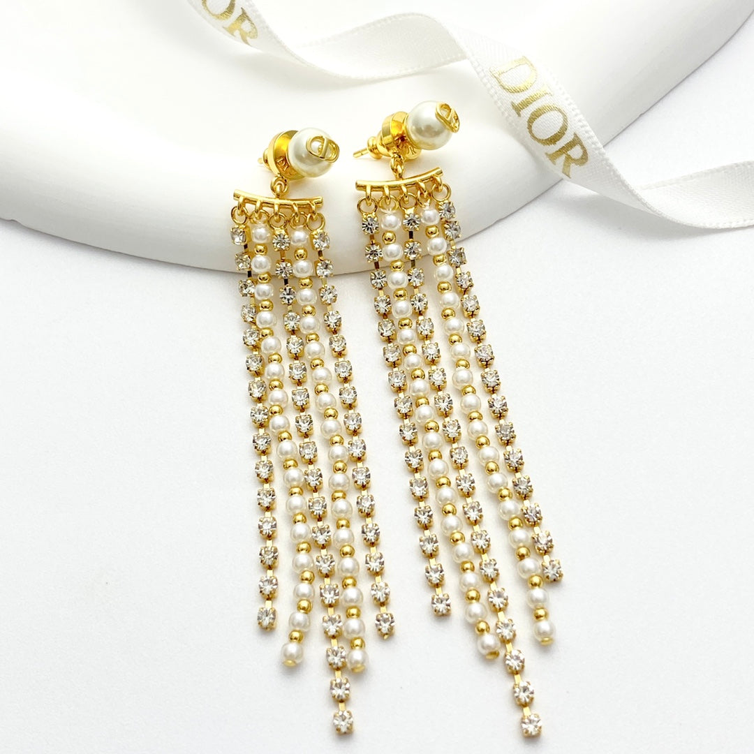 CD 26S Multi Strand Pearl Crystal Tassel Drop Earrings In Gold Metal 631775