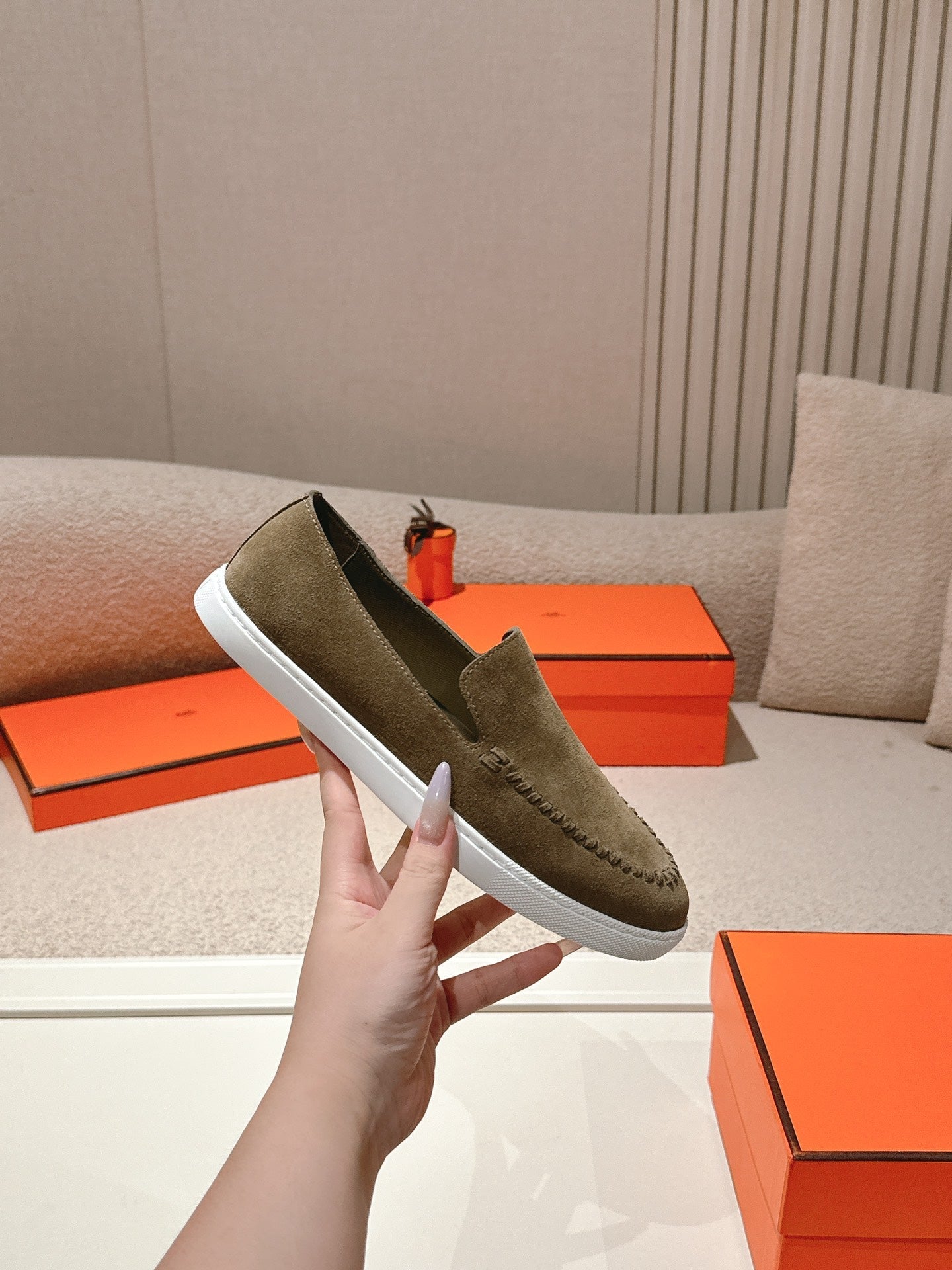 HM Julien Loafer Dark Khahi Suede 577427