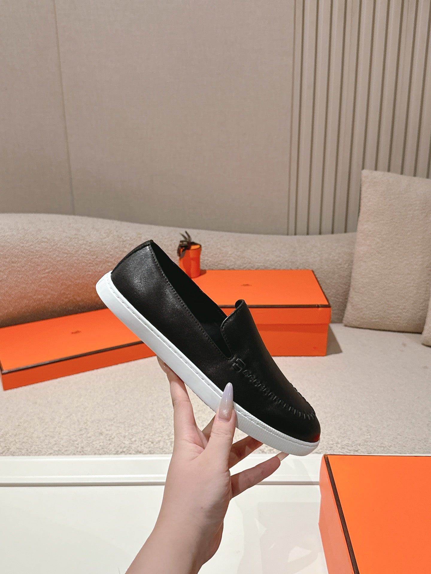 HM Julien Loafer Black Calfskin 577430