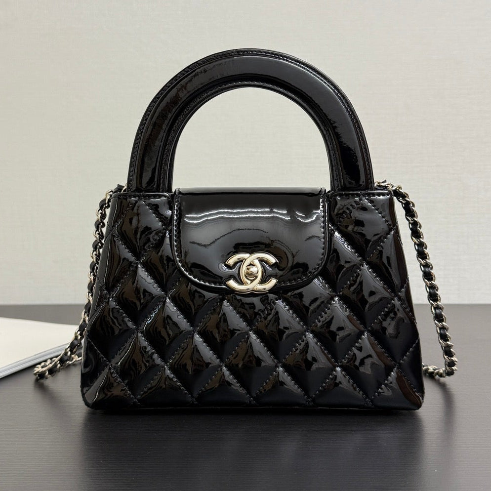 Chanel 2026 Kelly Bag 19cm Quilted Black Patent Leather