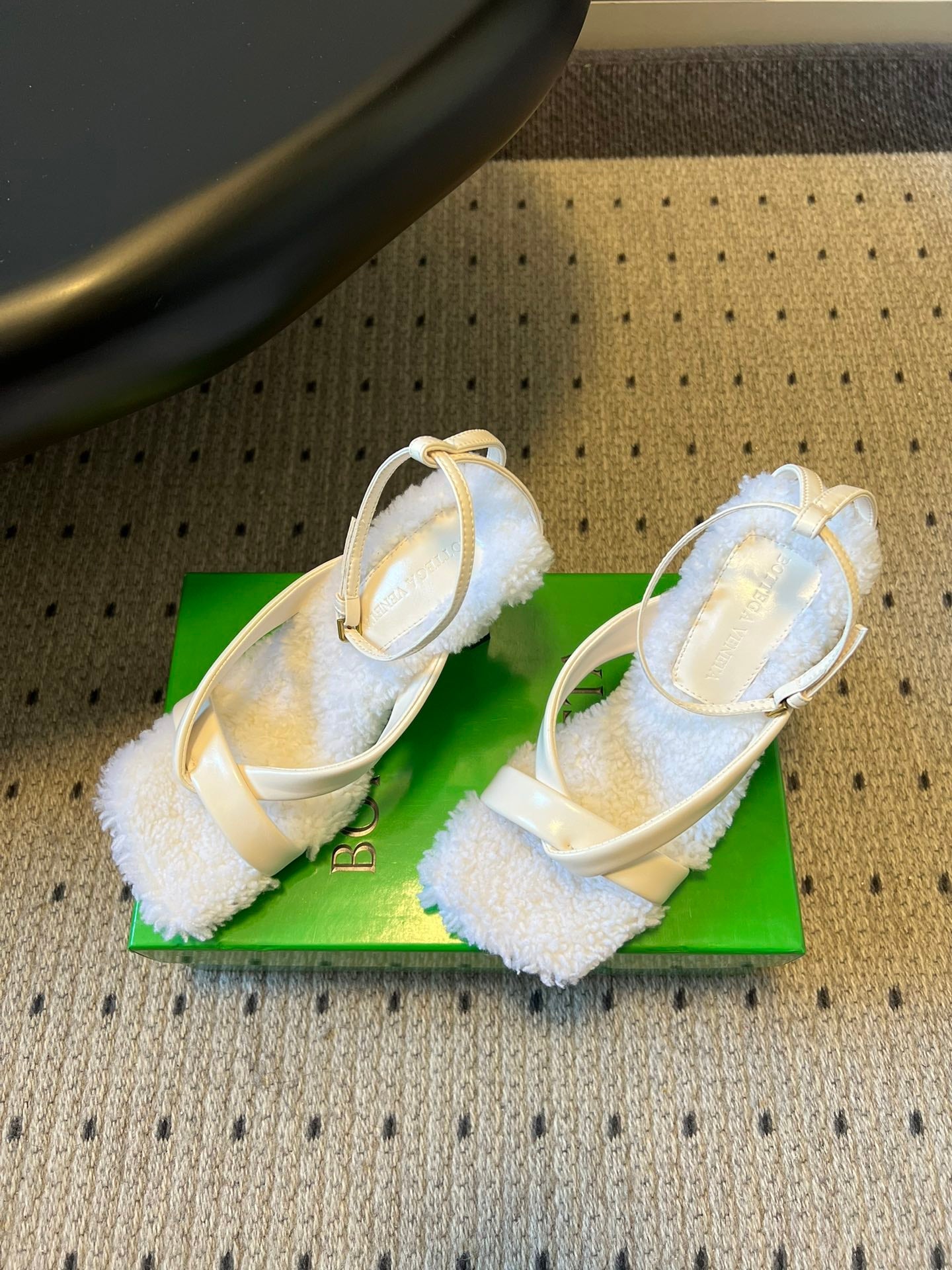 BV 26s Square-Toe High-Heel Sandals 9cm White Lambskin Wool
