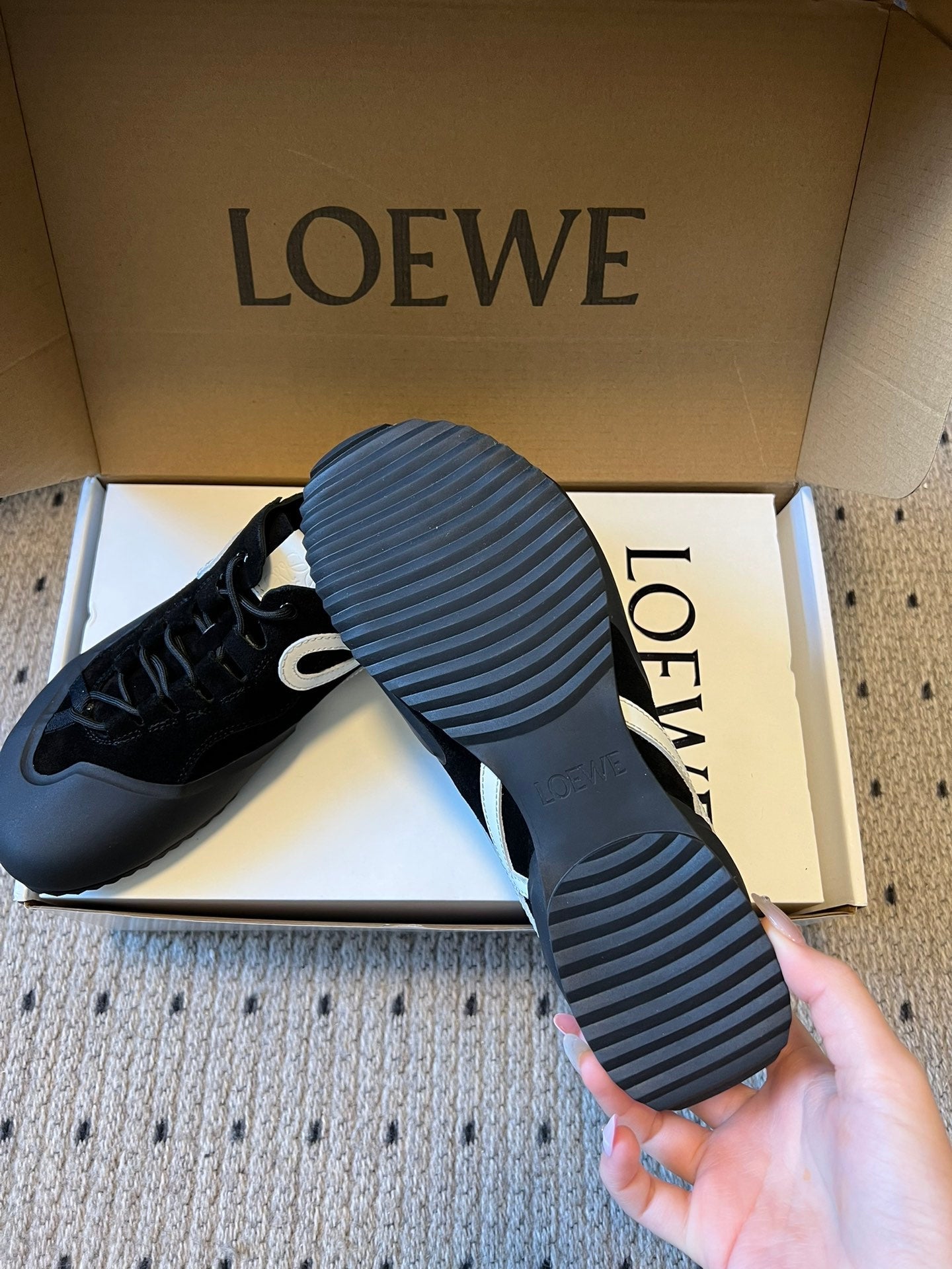 LOEW 26s Flow Sneaker Black White Suede Sheepskin 682760