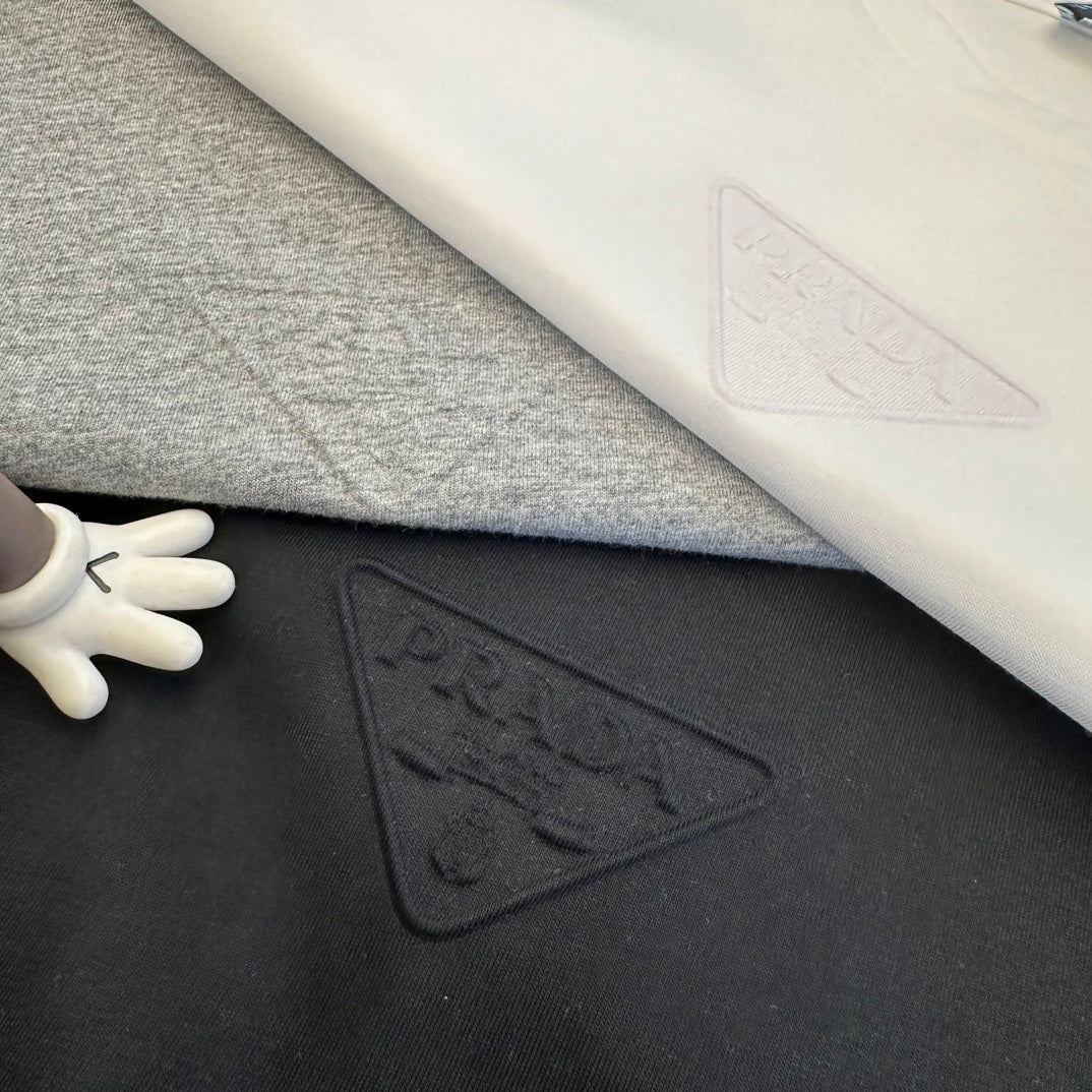 Prada Embroidered-Triangle Jersey T-shirt Cotton 350636