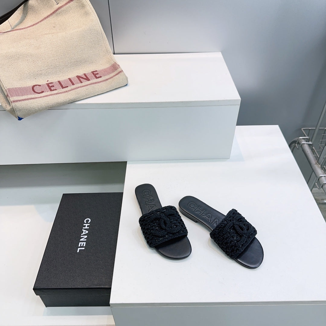 CC Flat Sandals Black Knitted Sheepskin 628641