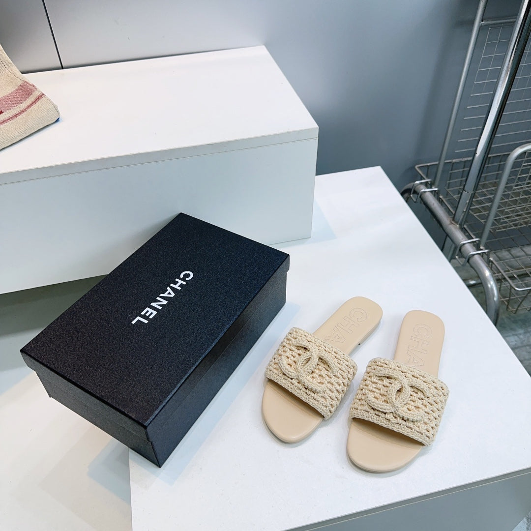 CC Flat Sandals Beige Knitted Sheepskin 628643