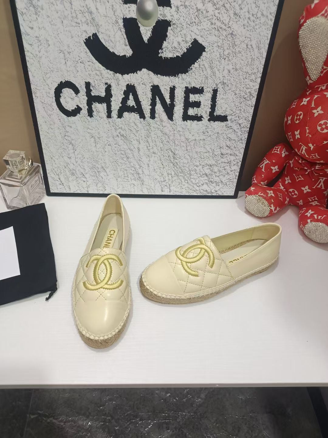 Chanel 26s Espadrille Loafers In Cream Calfskin With Rope Sole