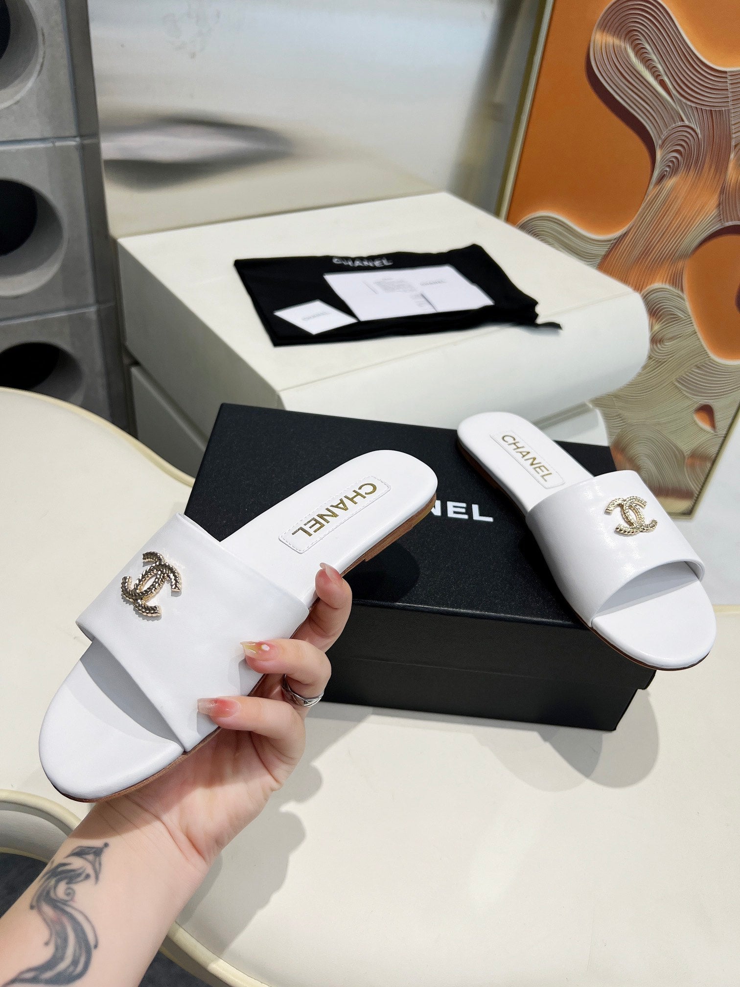 CC 26s Slide White Sheepskin 684903