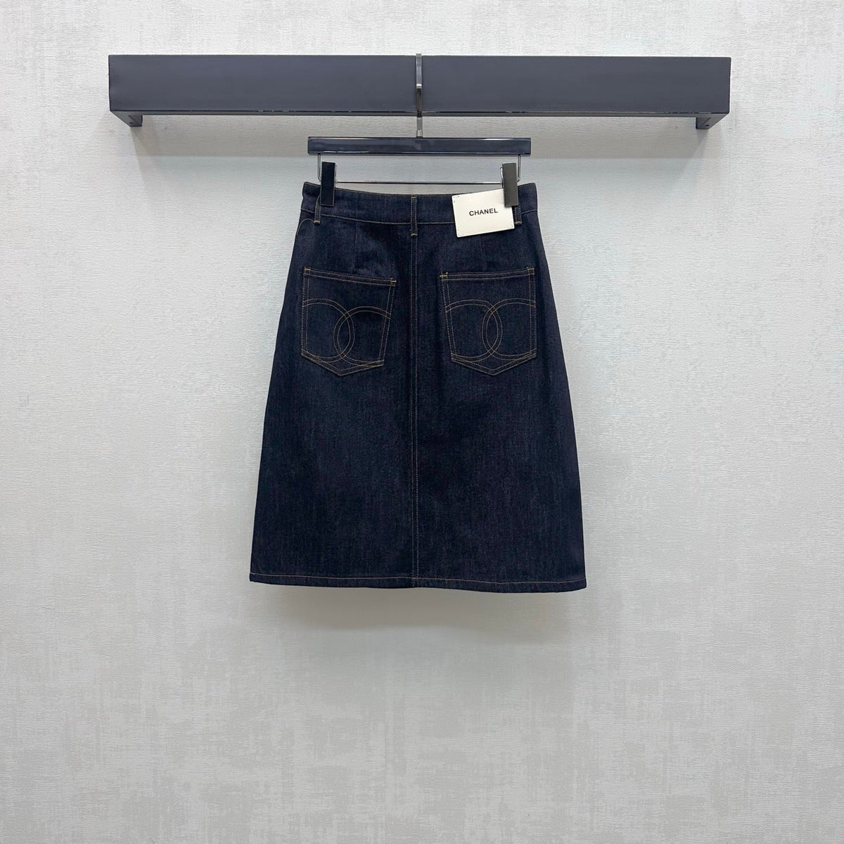 CC 26FW High-Waisted Slit Denim Skirt Double-C Pocket Detail Blue Cotton 441481