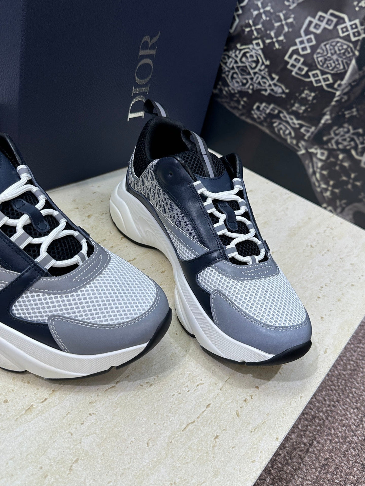 CD 26s Men B22 Sneakers Grey Blue Oblique Jacquard Canvas 835214