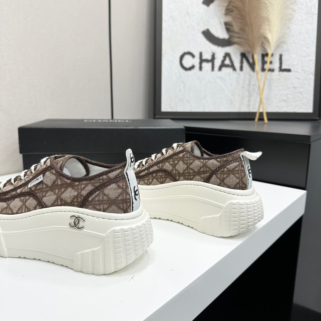 CC 26S Chunky Sneakers in Brown Diamond-Patterned Woven Fabric
