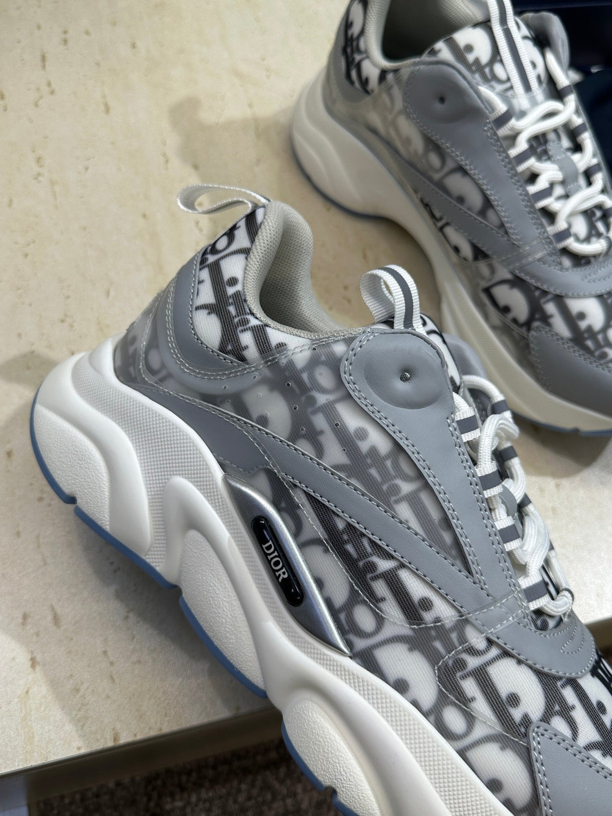 CD 26s Men B22 Sneakers Grey Oblique Jacquard Canvas 742195
