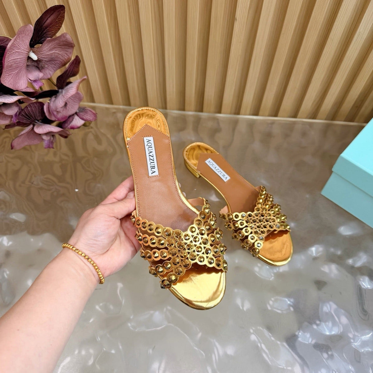 Aquazzura 26s Slides Metallic Gold Calfskin Crystal-Embellished Straps 604928
