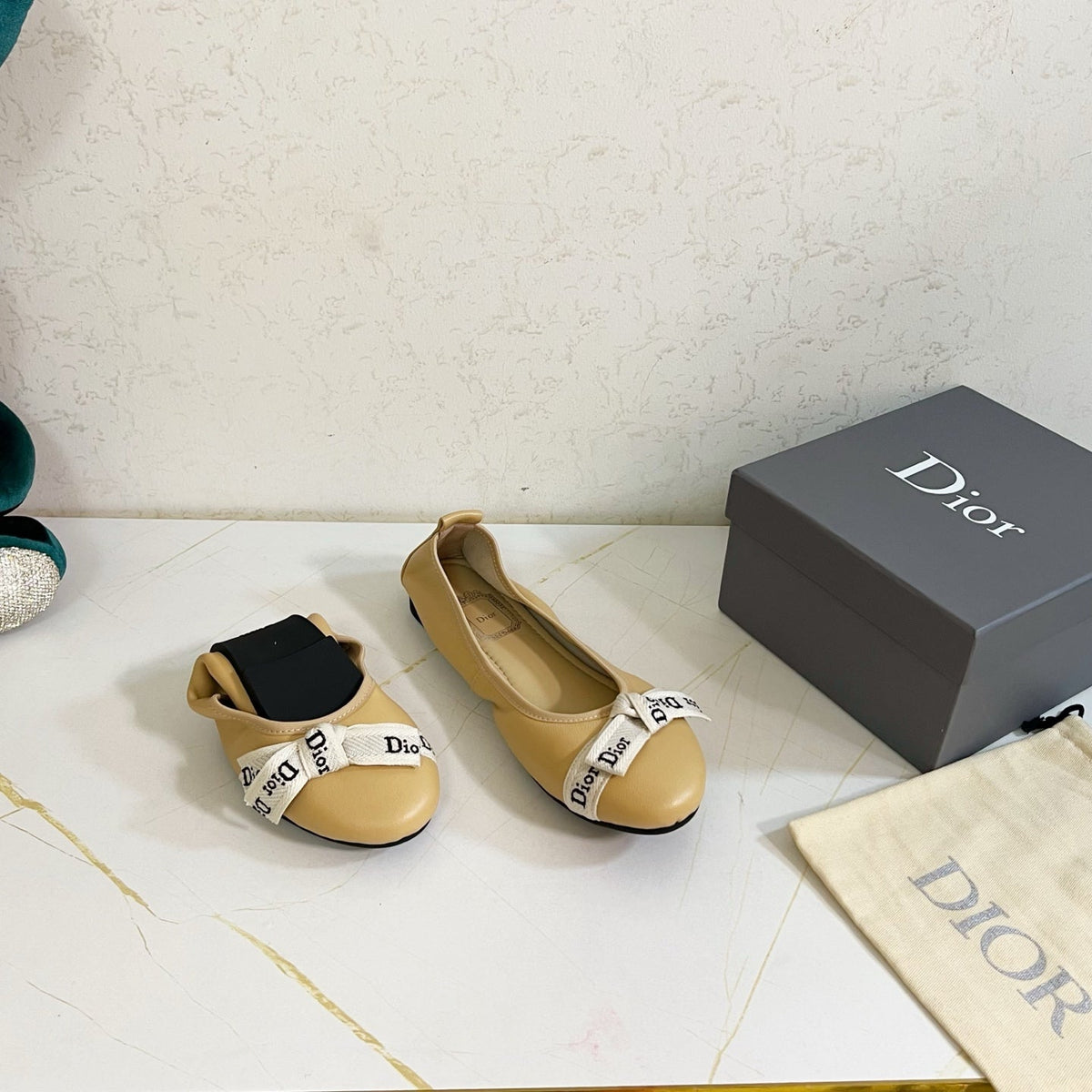 Dior 26s Bow Ballet Flats Beige Calfskin