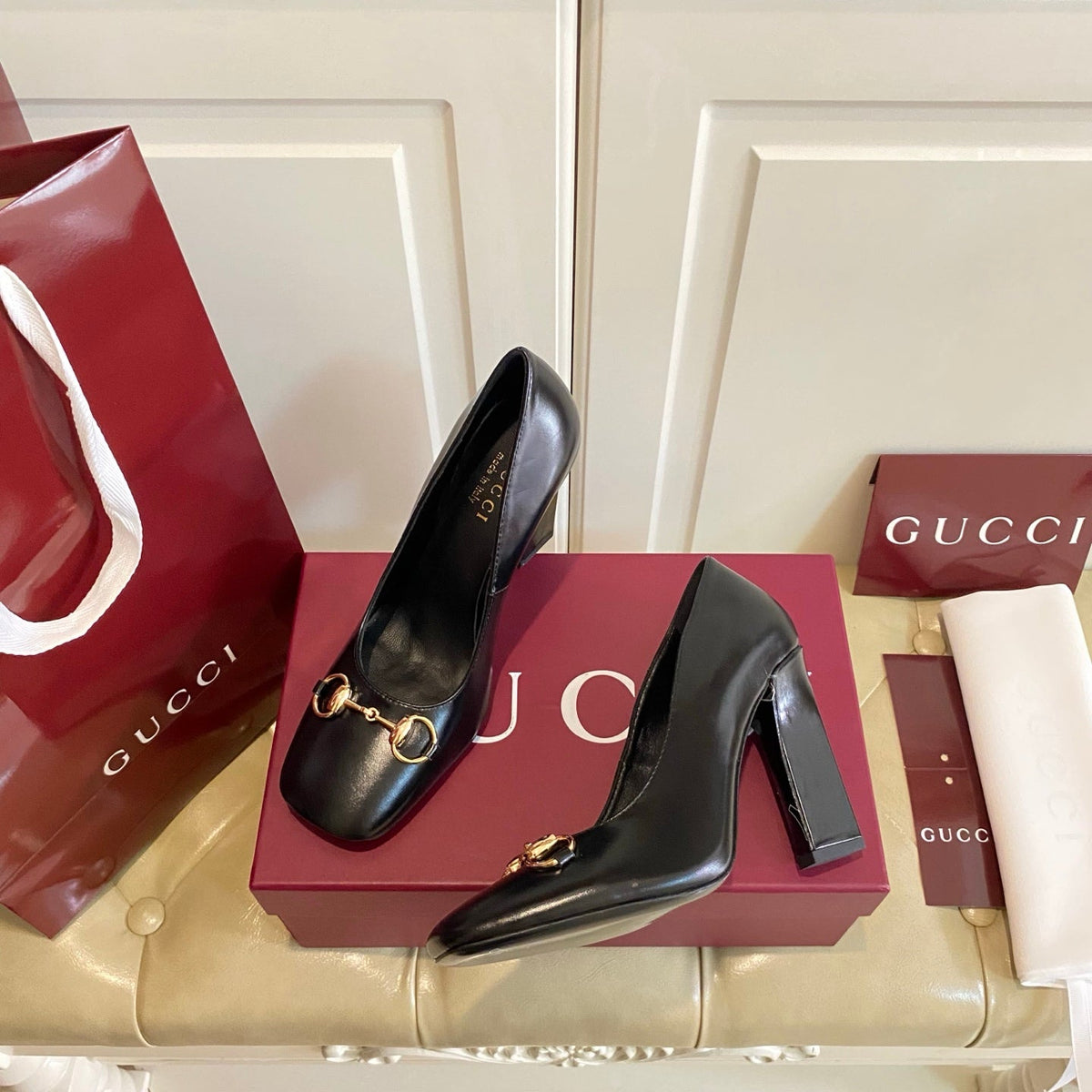 Gucci 26s Horsebit Mid-Heel Pumps 10cm Black Calfskin