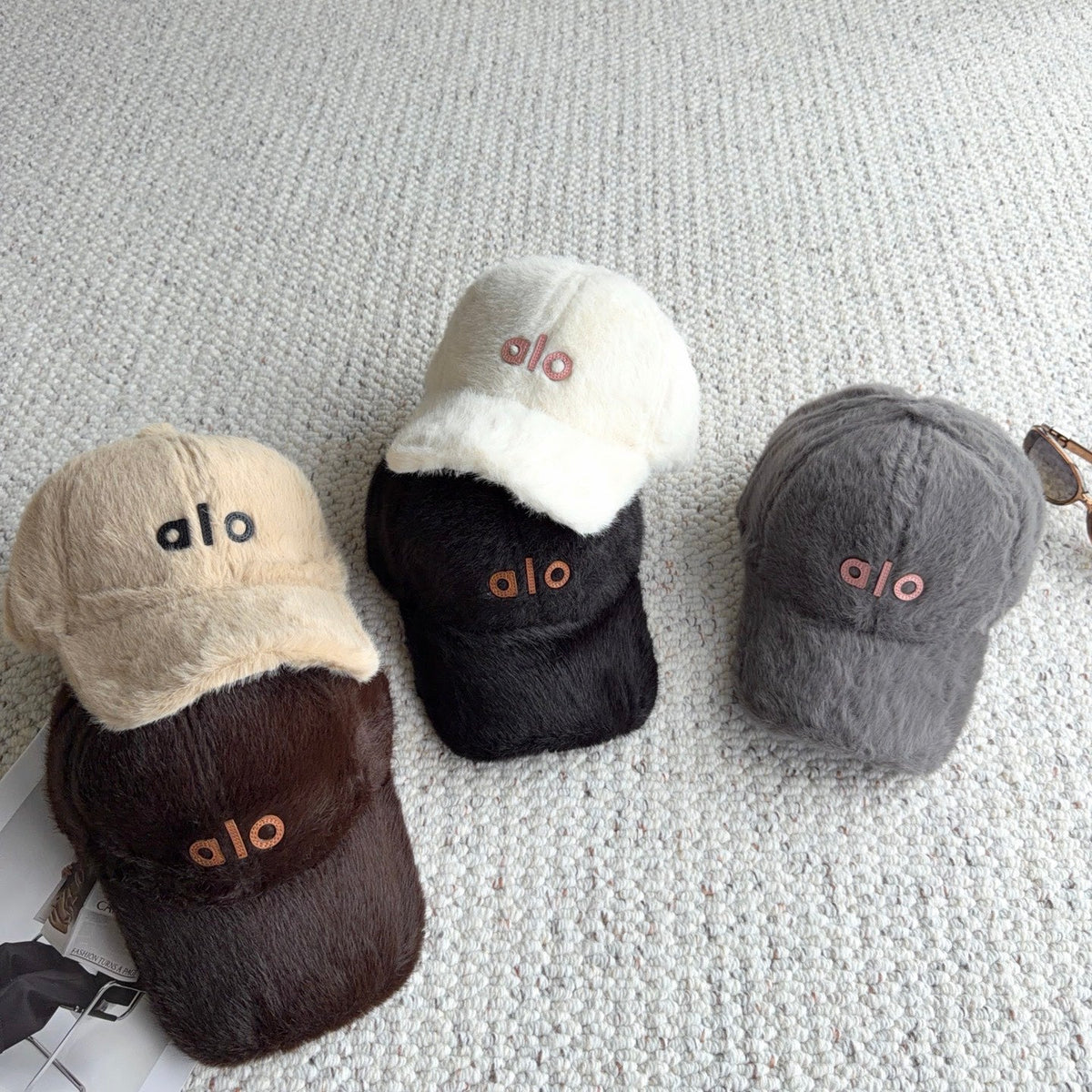 Alo Yoga Plush Fabric Baseball Cap Hat 515570
