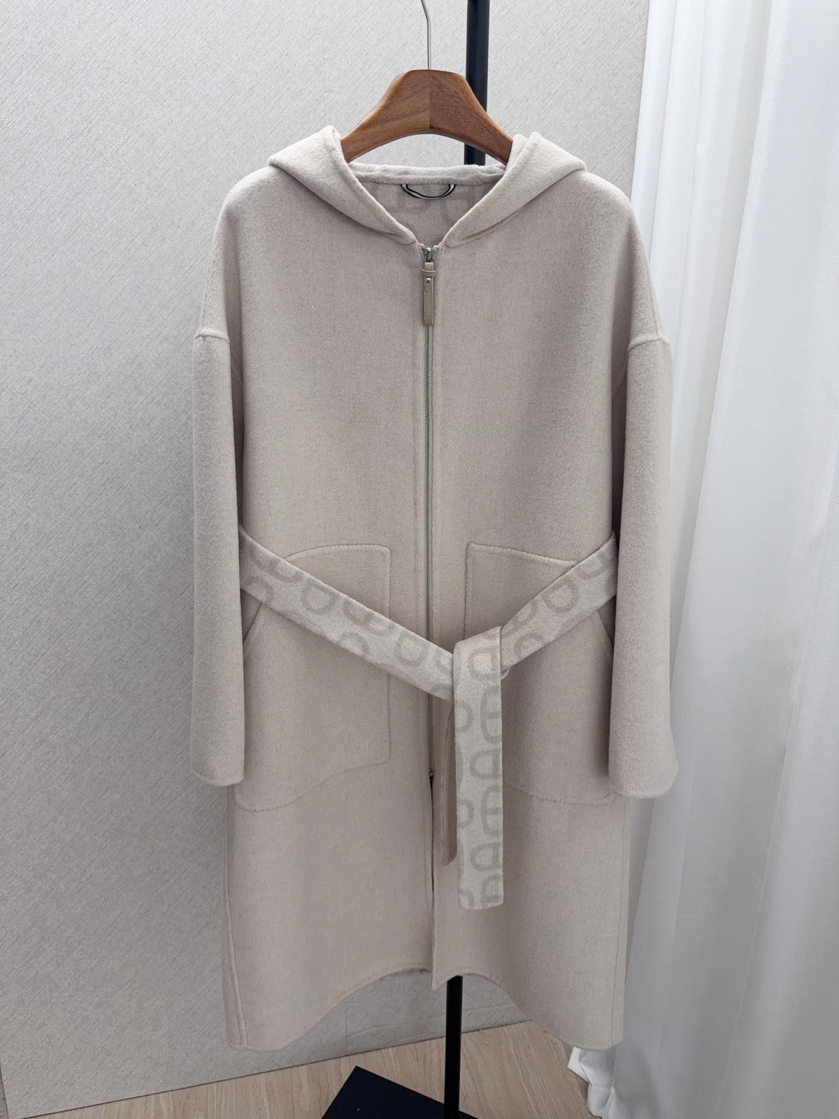 HM 26FW Hooded Coat Pig-Nose Detail Cashmere 440849
