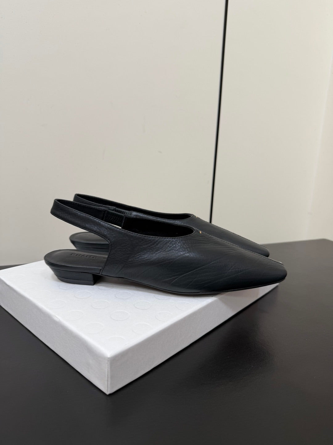 Khaite 26s Celia Slingbacks 2.5cm Black Leather 909456