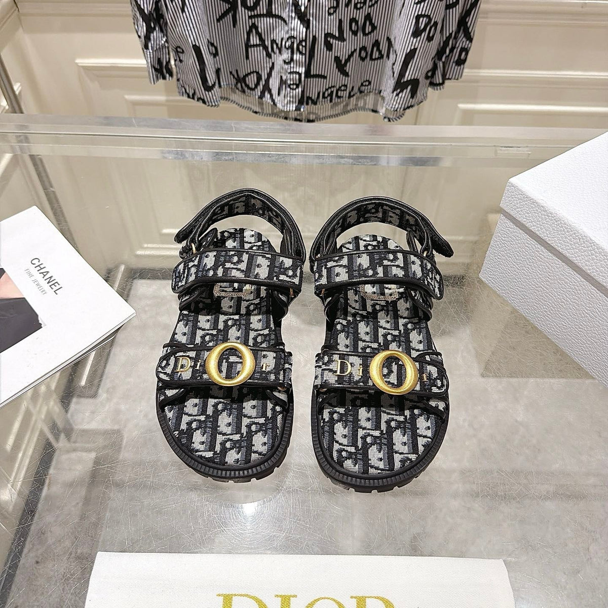 CD 26s Velcro Sandals Black Mix White Oblique Canvas 318495