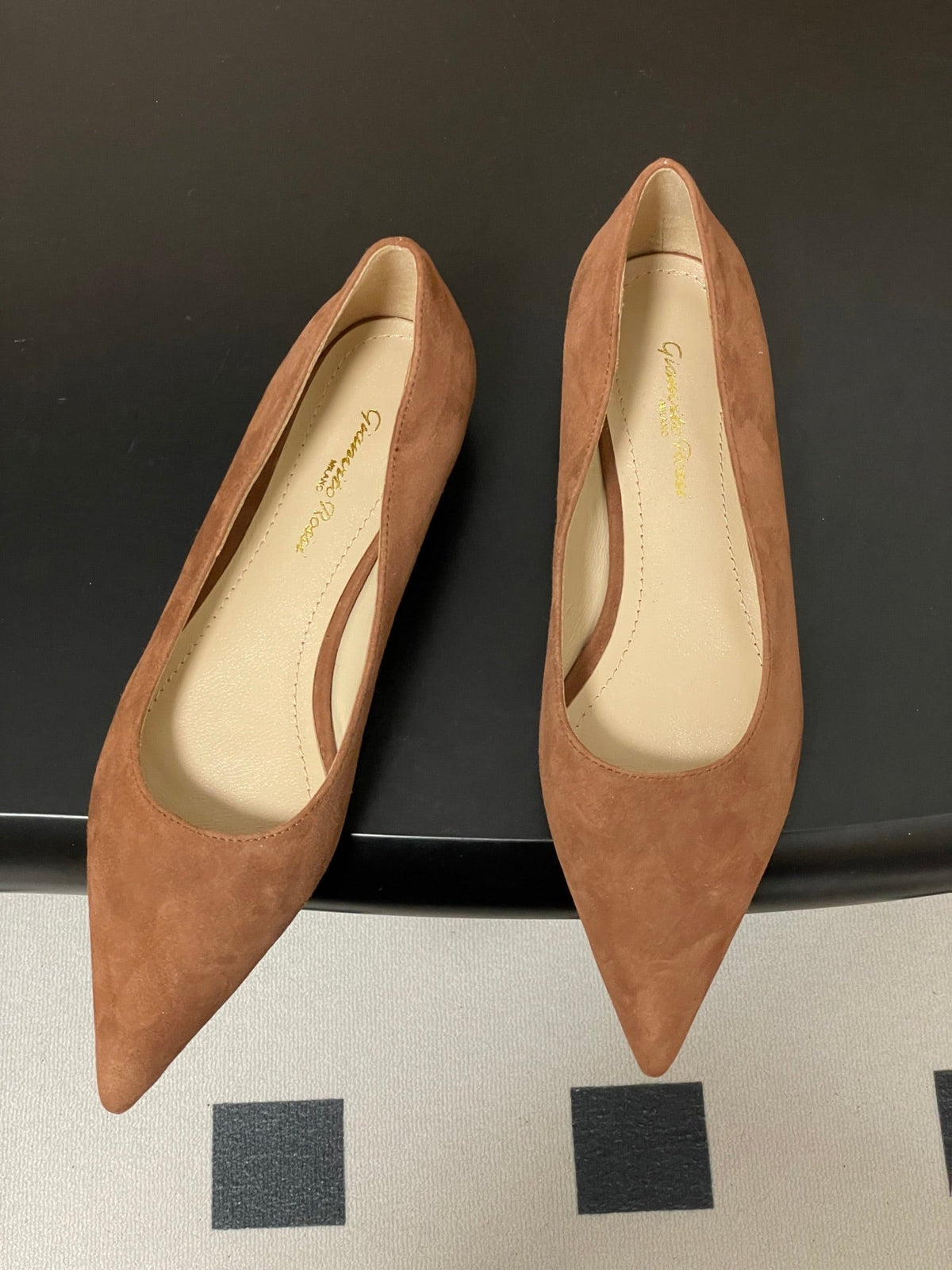 GR 26s Flats Brown Suede 164785