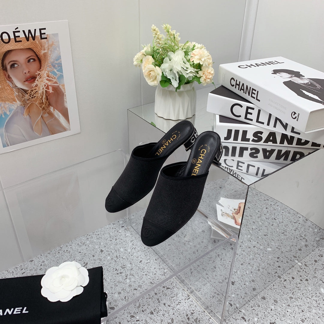 Chanel 2026 Mule 30mm Glitter Fabric 162125