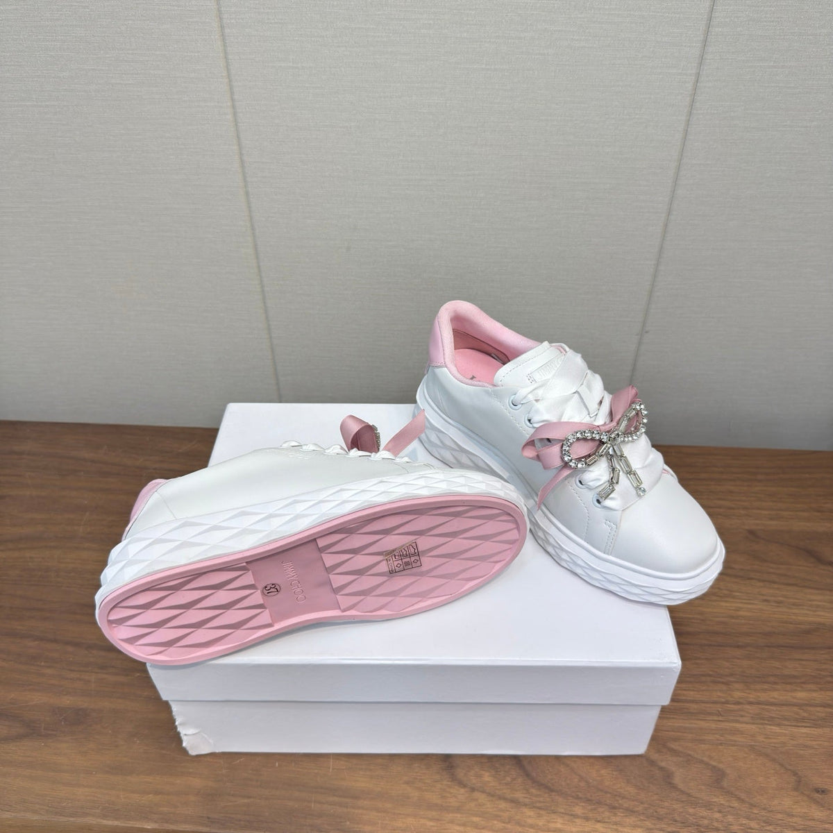 Jimmy Choo 26S Sneakers 5.5cm White And Pink Calfskin With Crystal Bow 835241