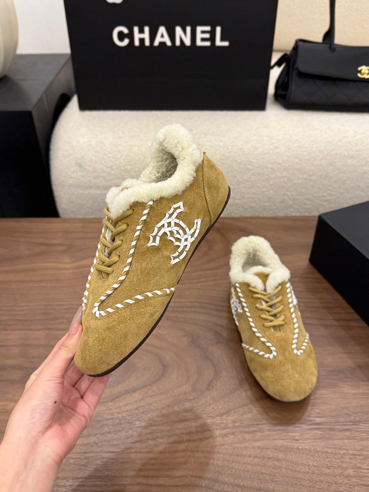 Chanel 2026 Sneaker Suede Wool 173401