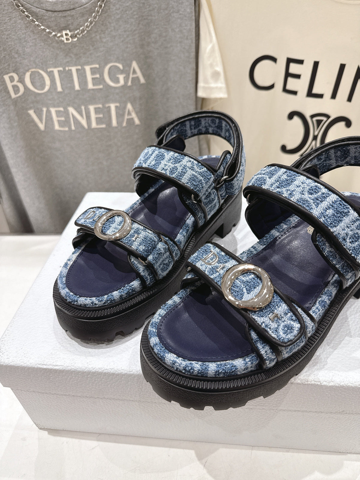 CD 26s D Wander Sandals Blue Dior Oblique Denim Silver Hardware 839204