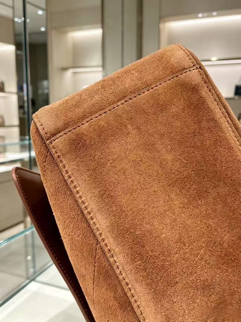 CC Souplissimo Maxi Flap 38.5cm Handbag Camel Suede Calfskin