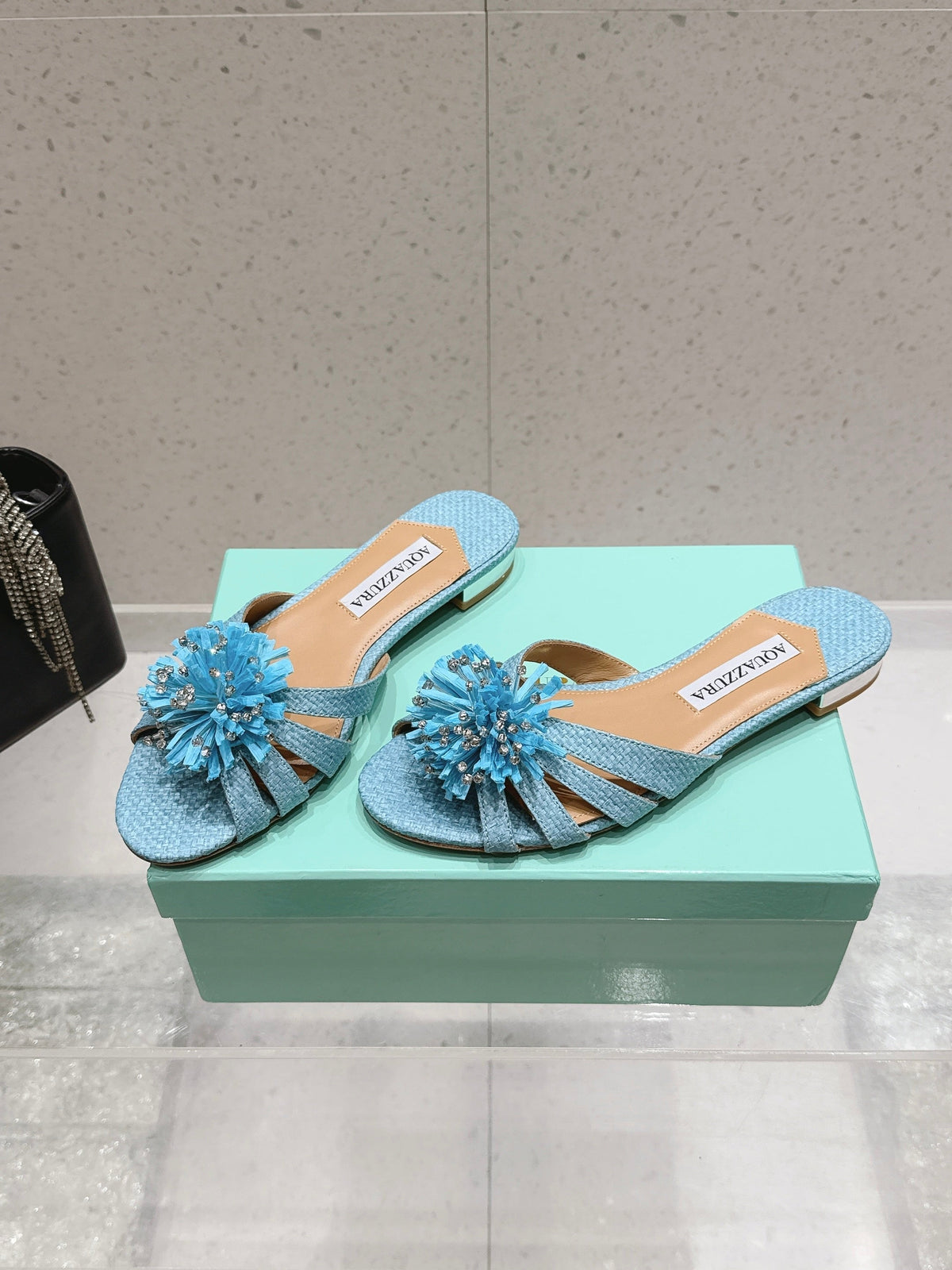 Aquazzura 26s Sandals Light Blue Woven Raffia 710492