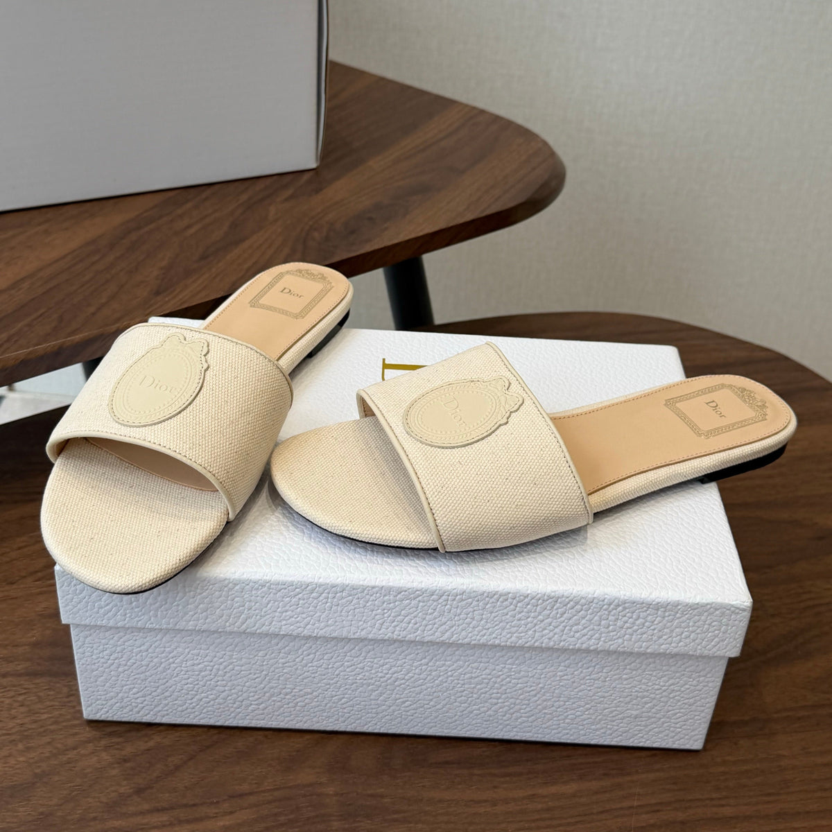 CD 26s D Badge Flat Slide Sandals Ivory White Canvas And Calfskin 294815