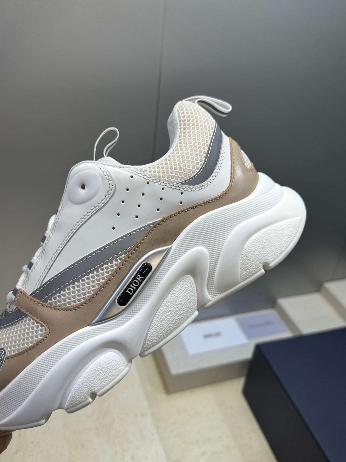 CD 26s Men B22 Sneakers White Grey Khaki Mesh 391485