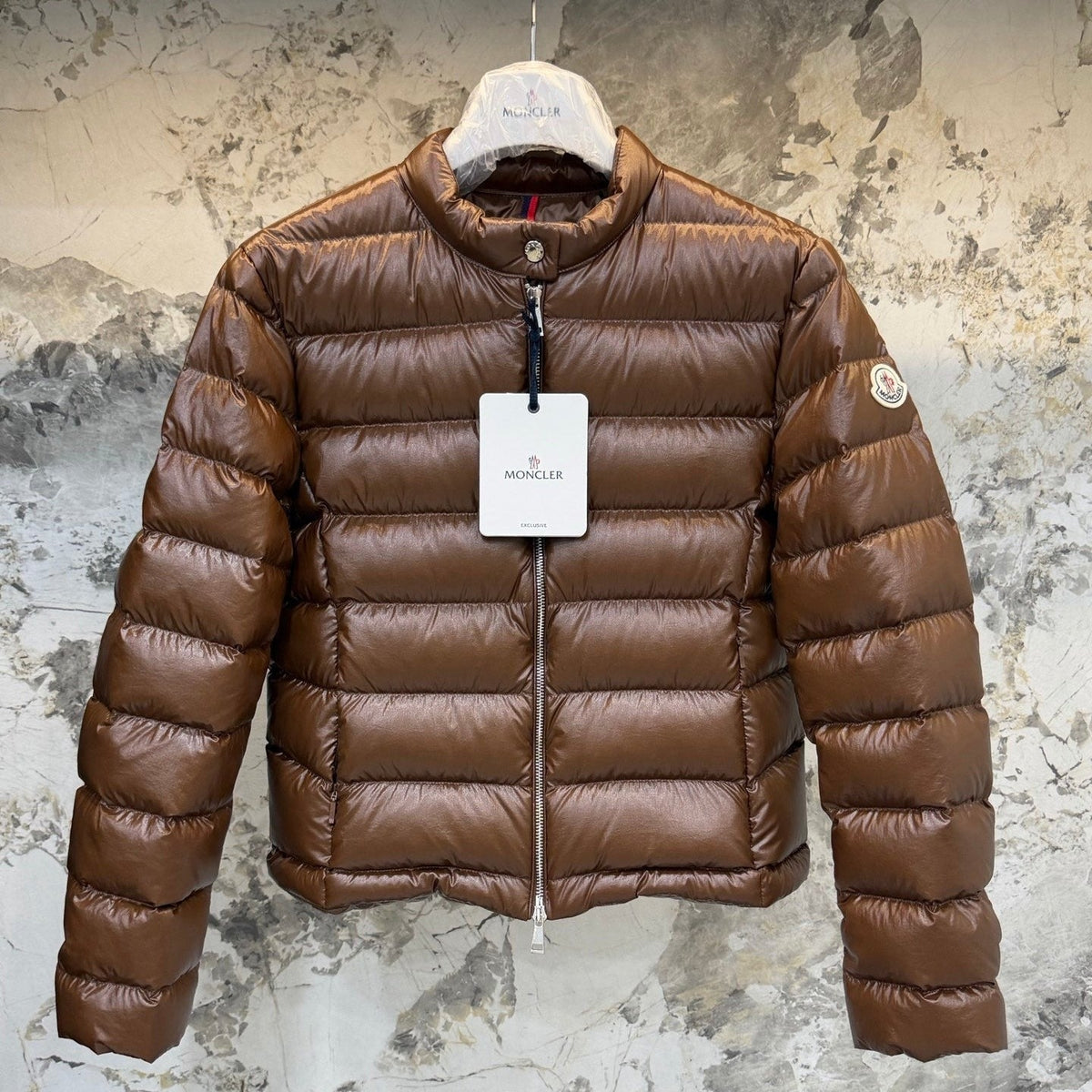 Moncler 2026 Papillon Short Stand Collar Jacket Nylon Down