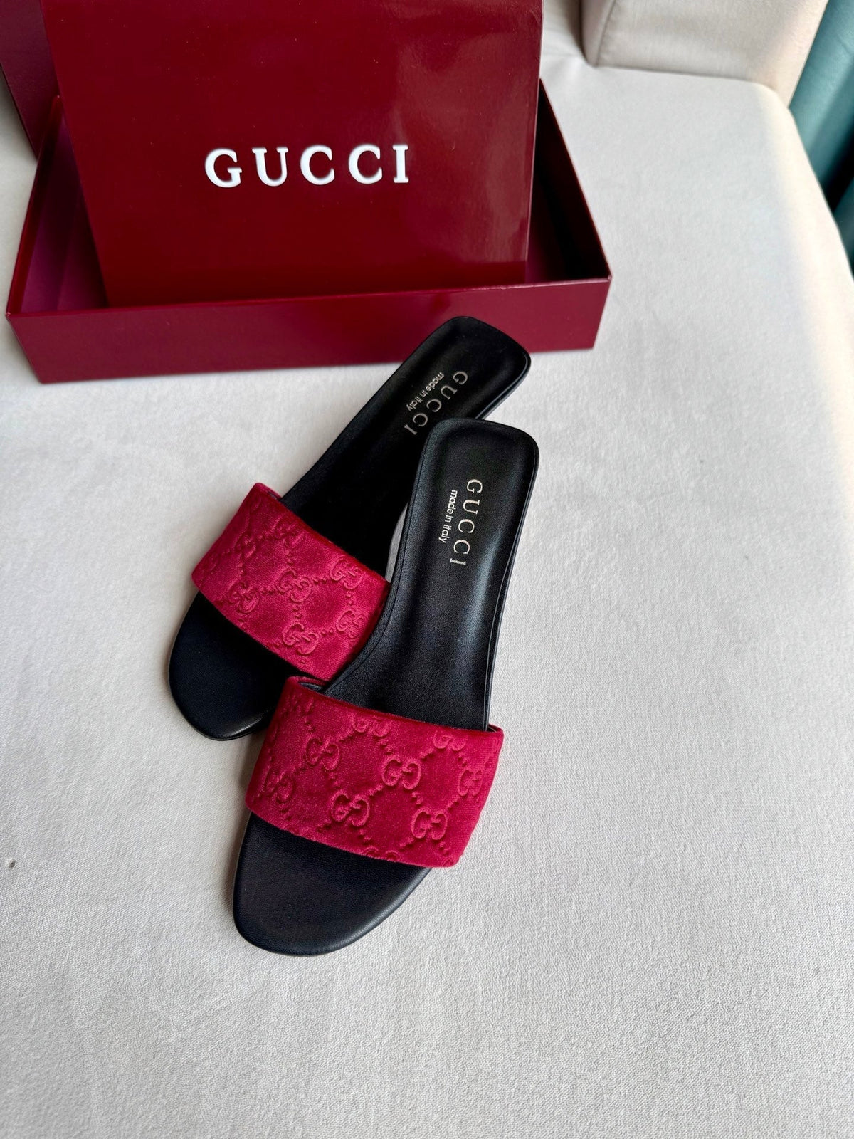 Gucci 26s Slide Sandals 5.5cm Dark Red Velvet