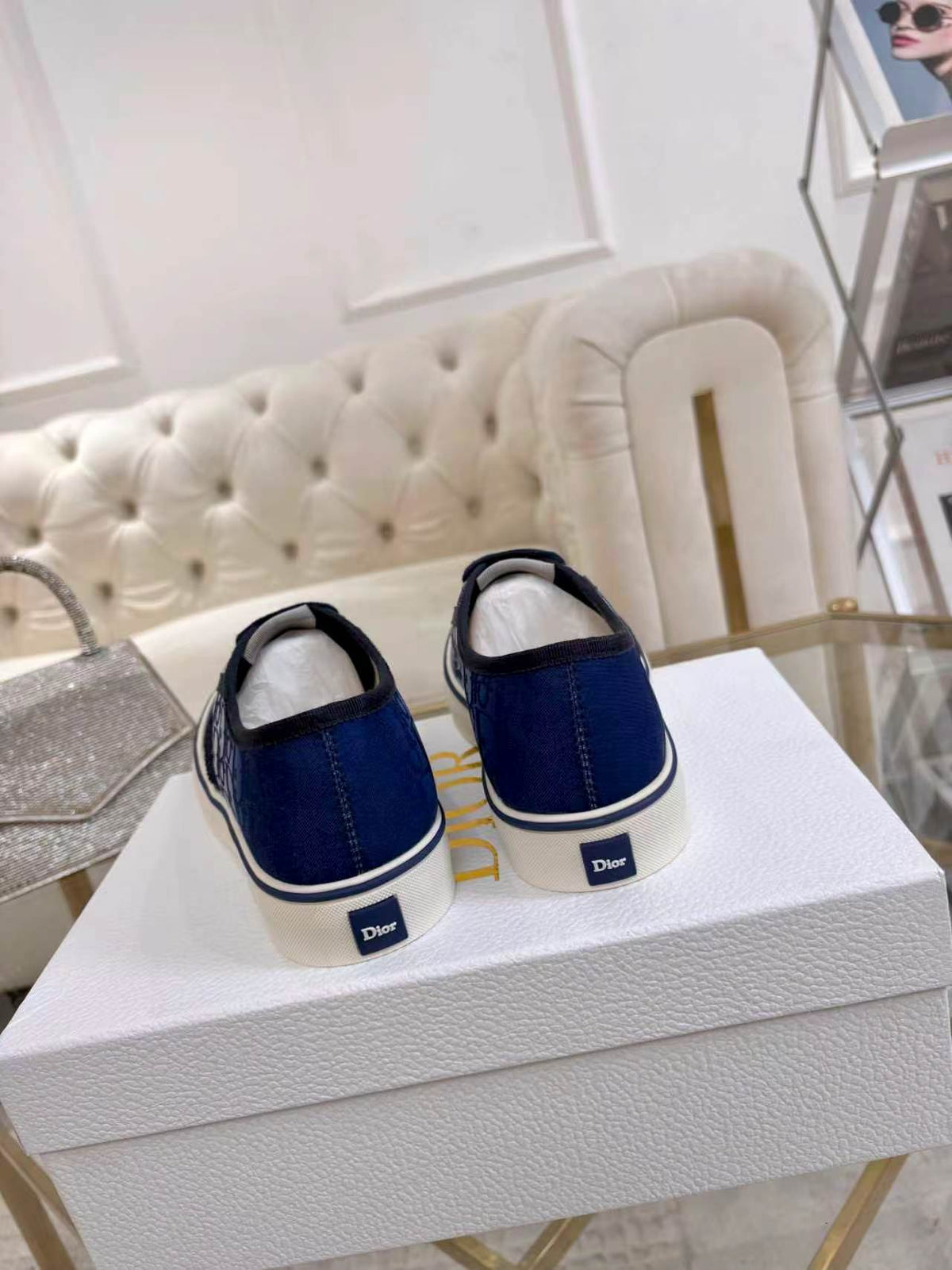 CD 26s Low Top Sneakers Blue Dior Oblique Canvas 529381