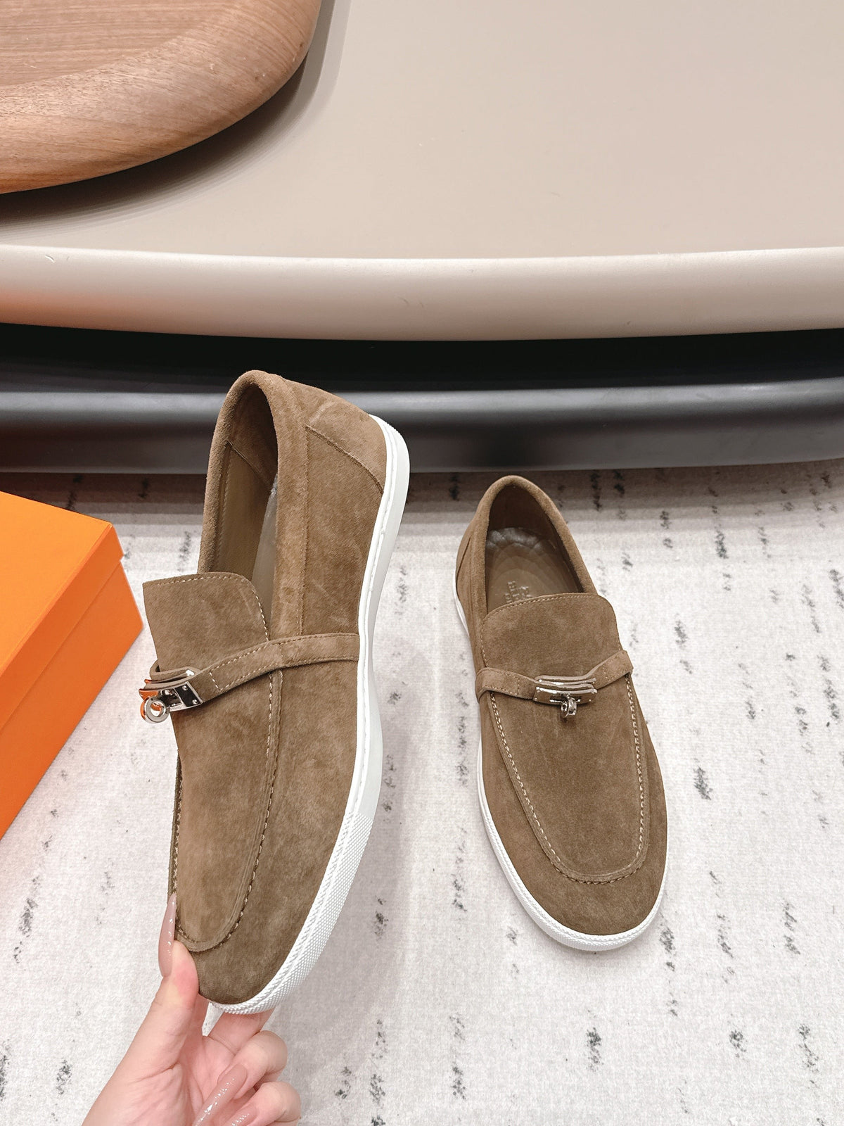 HM 26S Kelly Paris Loafers Brown Suede Silver Hardware