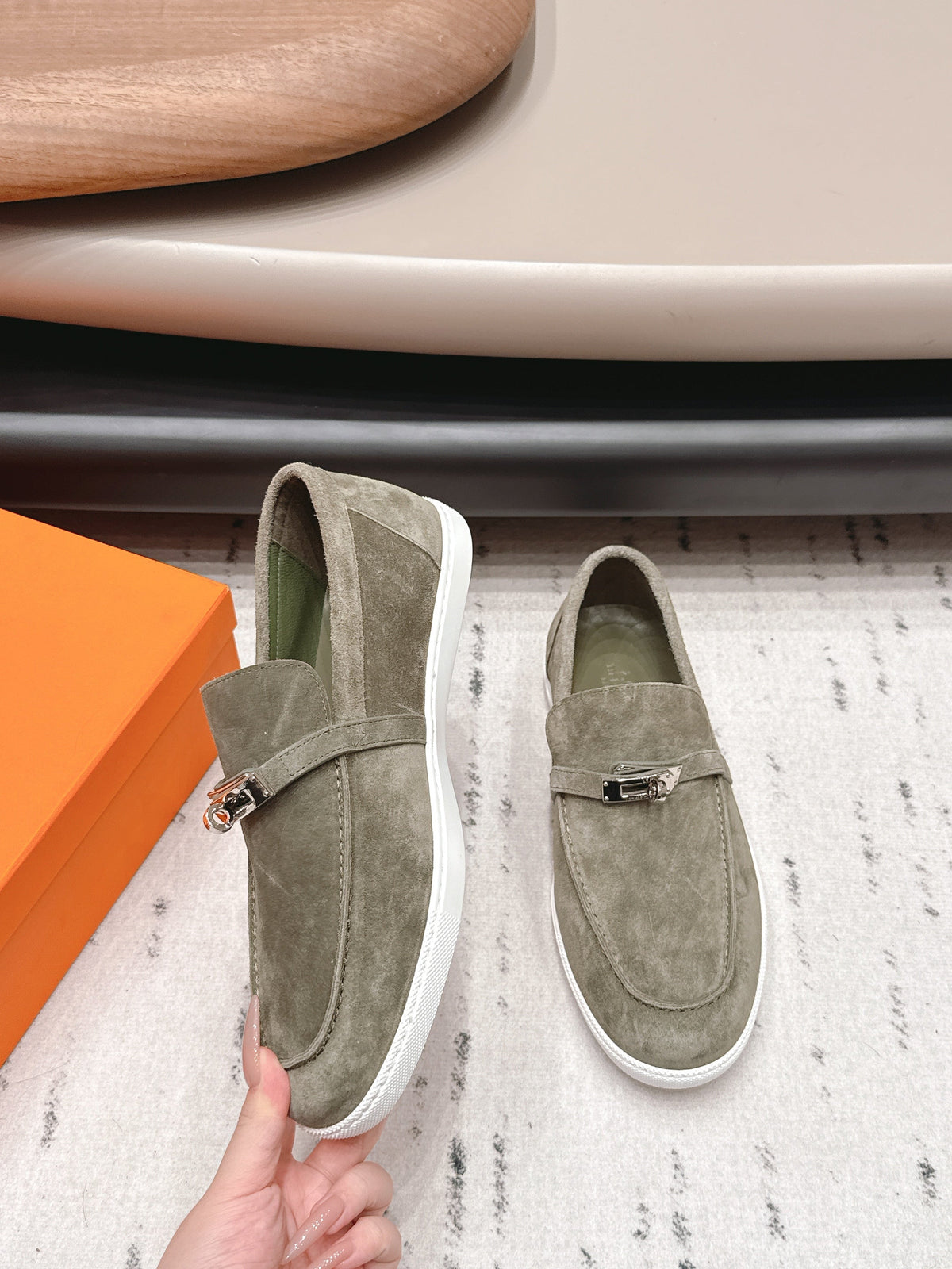 HM 26S Kelly Paris Loafers Olive Green Suede Silver Hardware