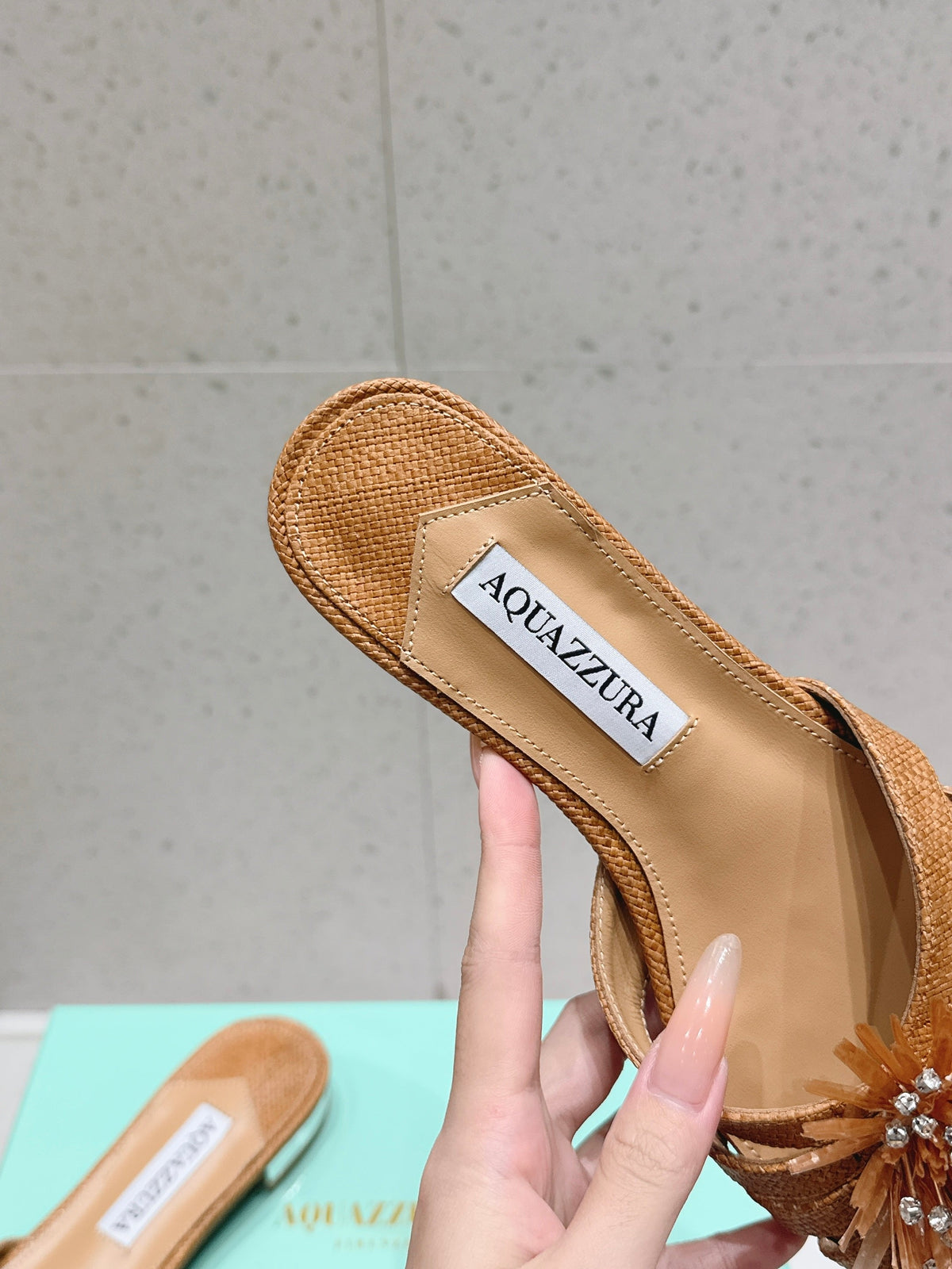 Aquazzura 26s Sandals Brown Woven Raffia 394815