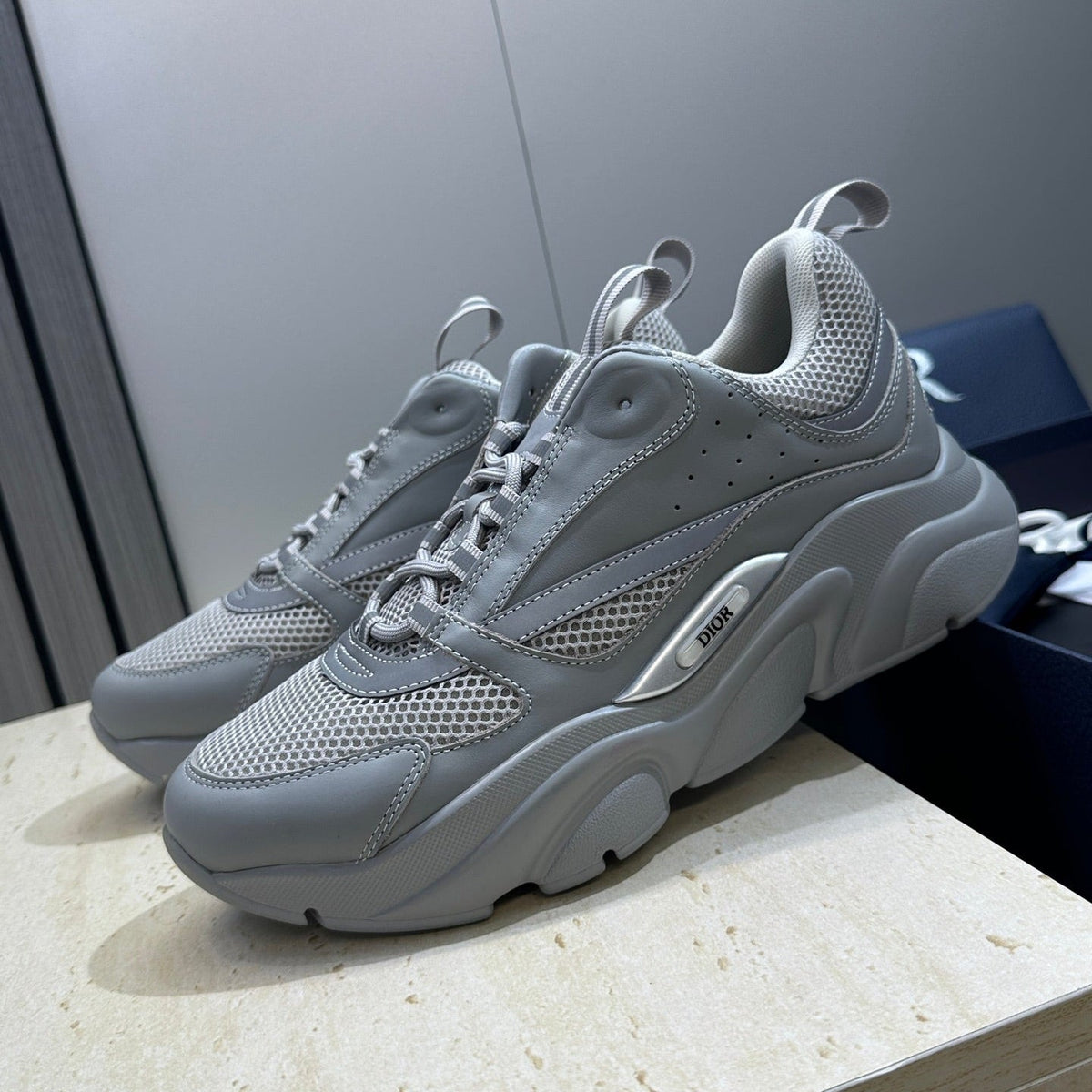 CD 26s Men B22 Sneakers Grey Mesh 618492