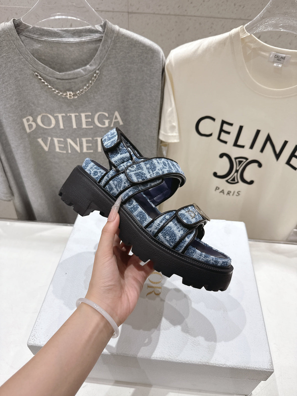 CD 26s D Wander Sandals Blue Dior Oblique Denim Silver Hardware 839204