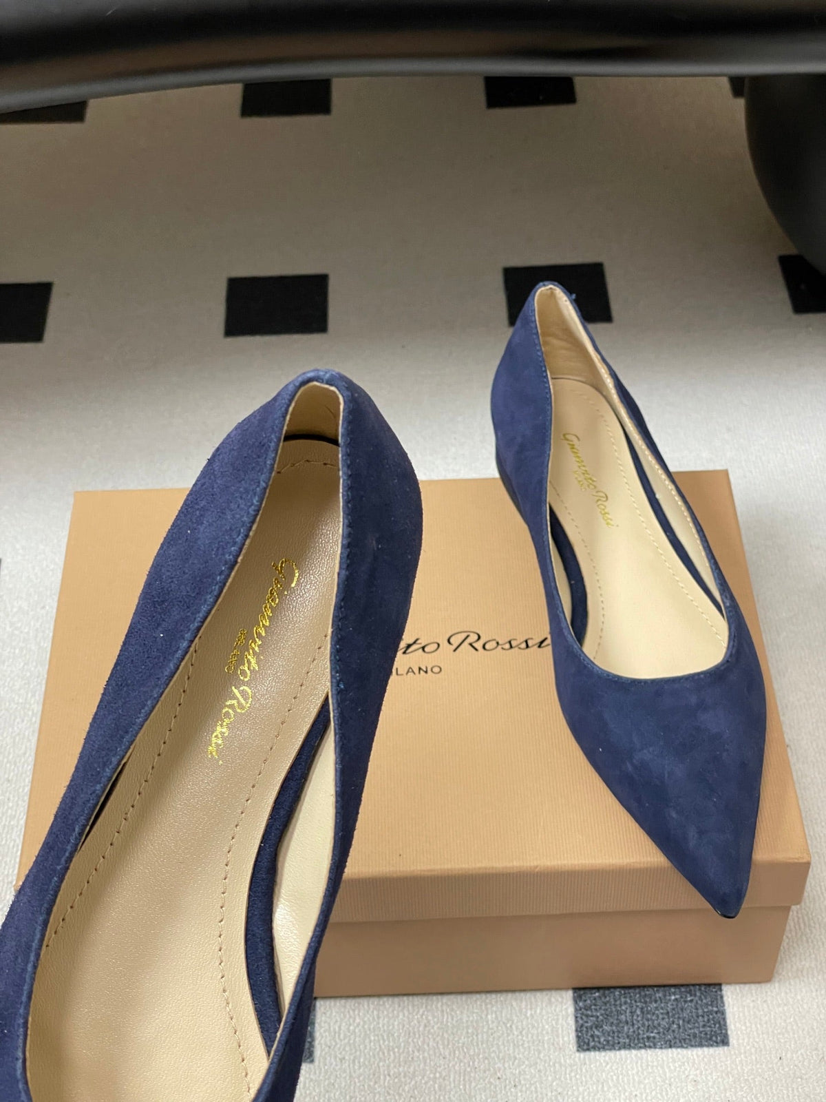 GR 26s Flats Navy Blue Suede 164788