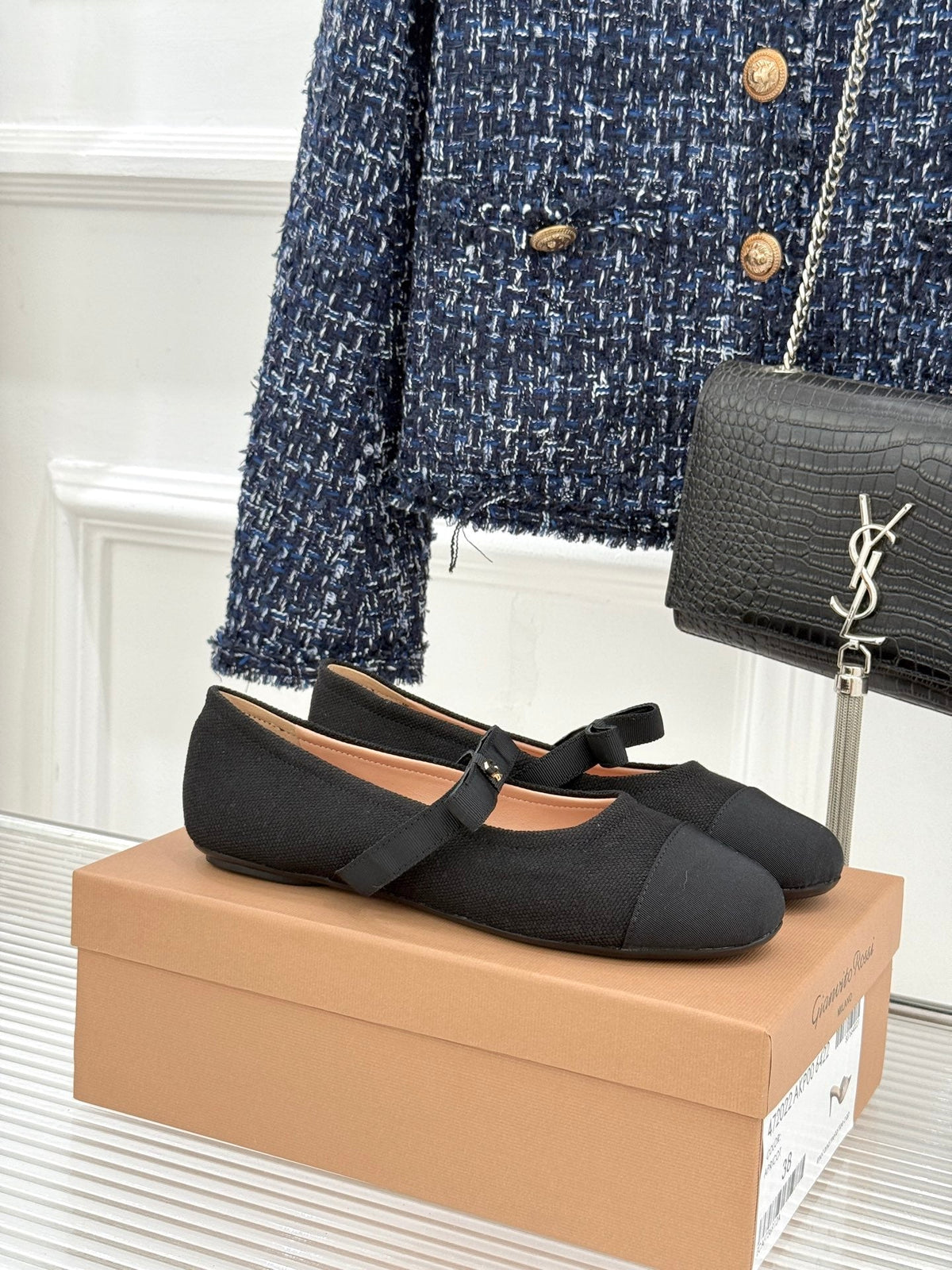 GR 26s Mary Jane Flats Black Fabric 164782