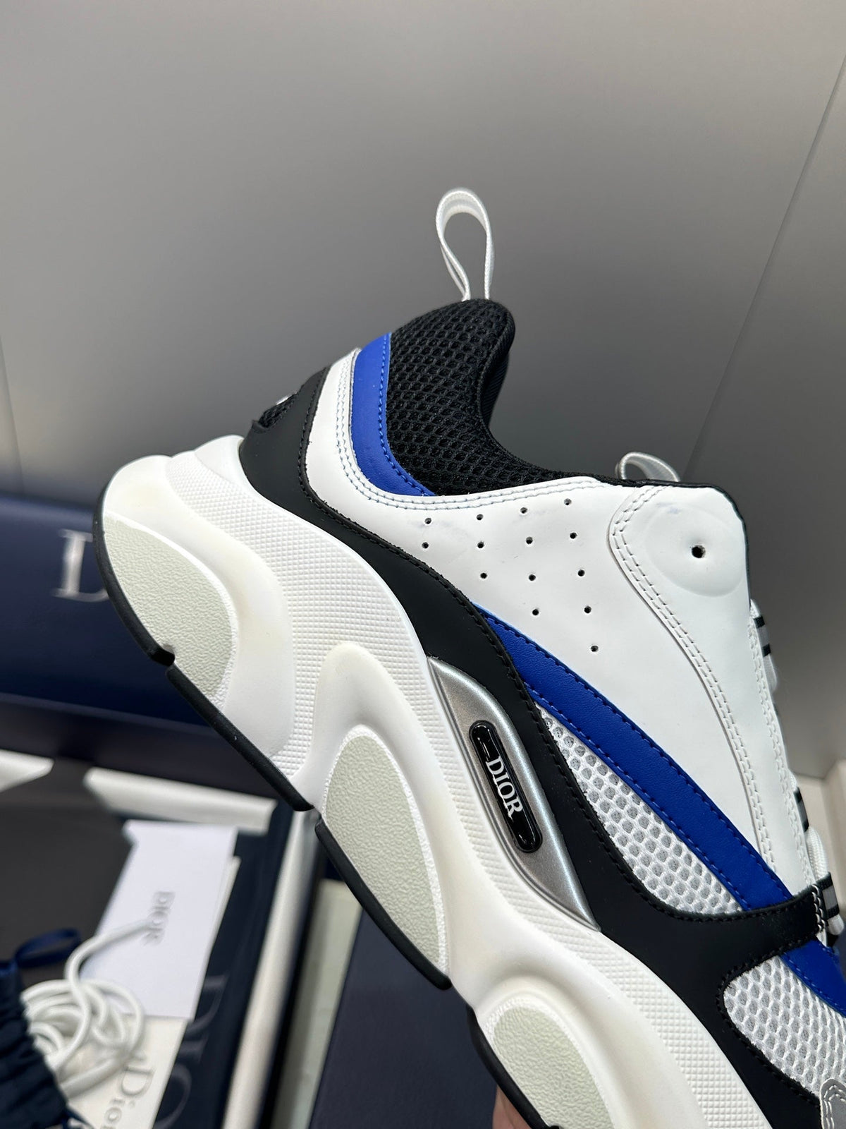 CD 26s Men B22 Sneakers White Grey Royal Blue Trim 834915