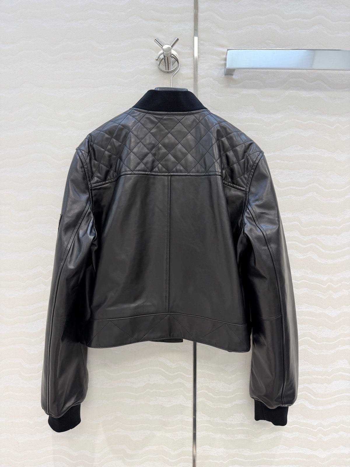 HM 25FW Quilted-Yoke Leather Bomber Jacket Black Sheepskin 440935