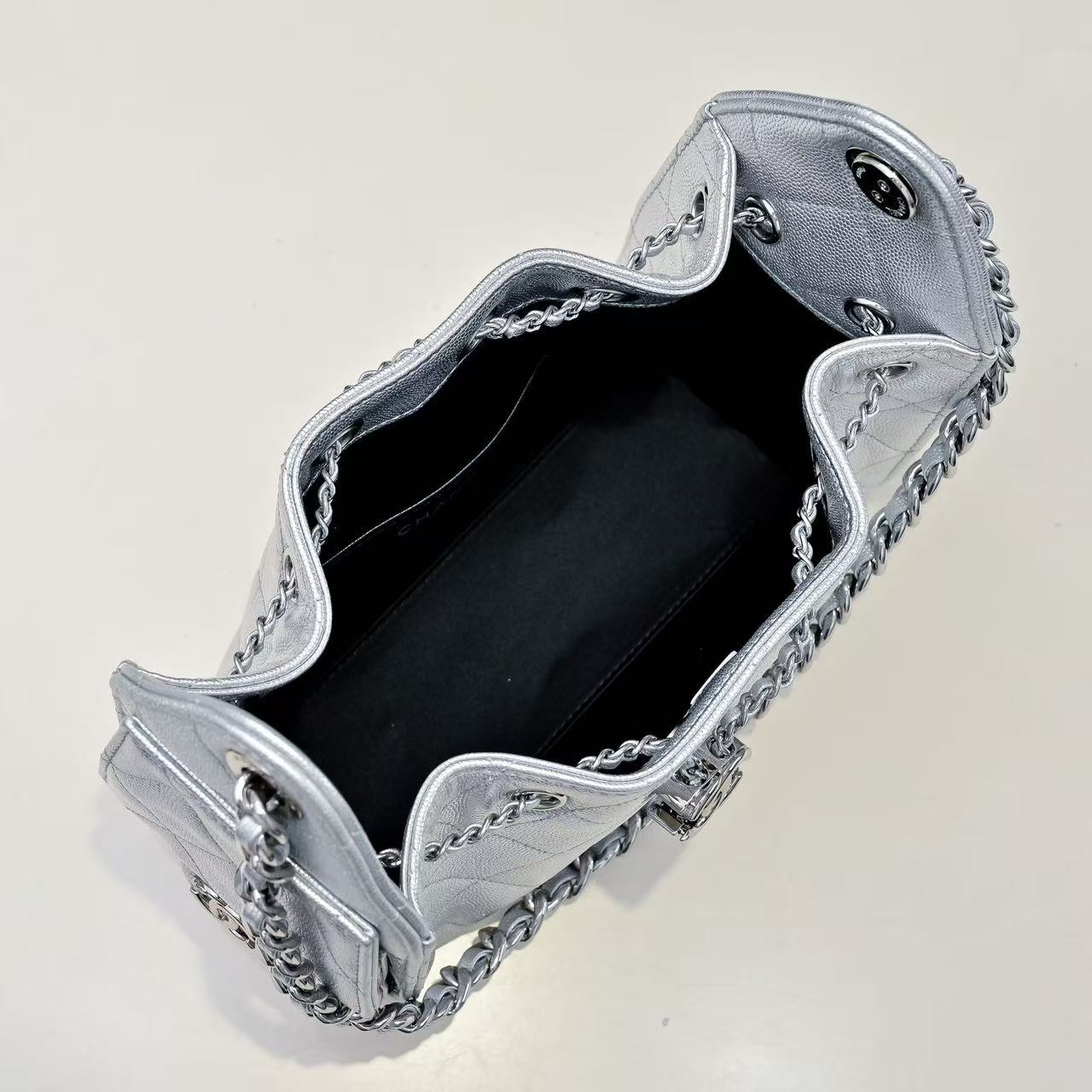 CC Cruise 25/26 Mini Handbag Sliver Caviar Leather