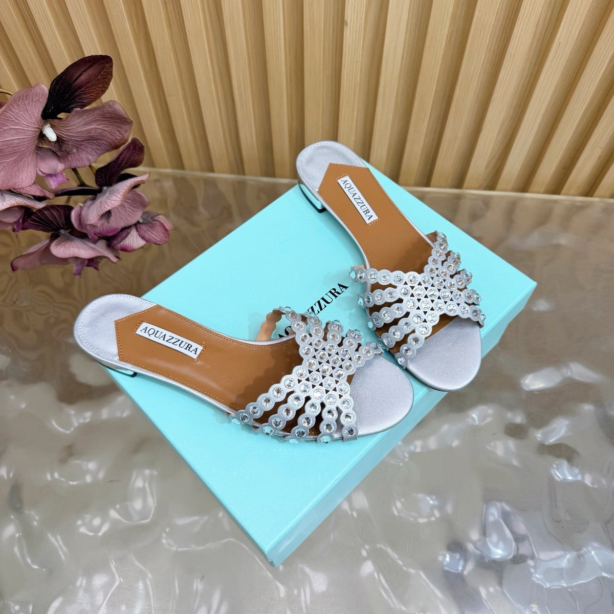 Aquazzura 26s Slides Silver Calfskin Crystal-Embellished Straps 729415