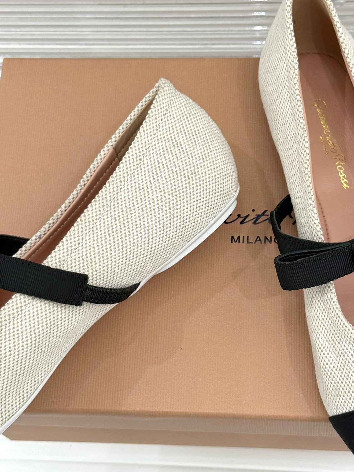 GR 26s Mary Jane Flats Black White Fabric 164781