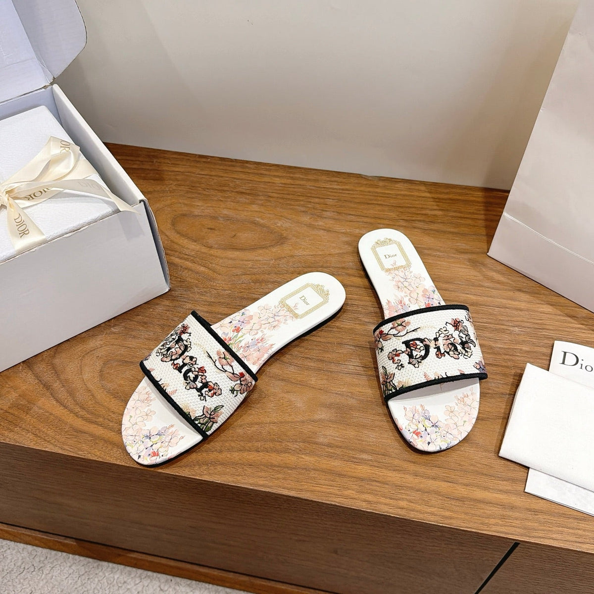 CD 26s Flat Slide Sandals Multicolor Embroidered Canvas 681429