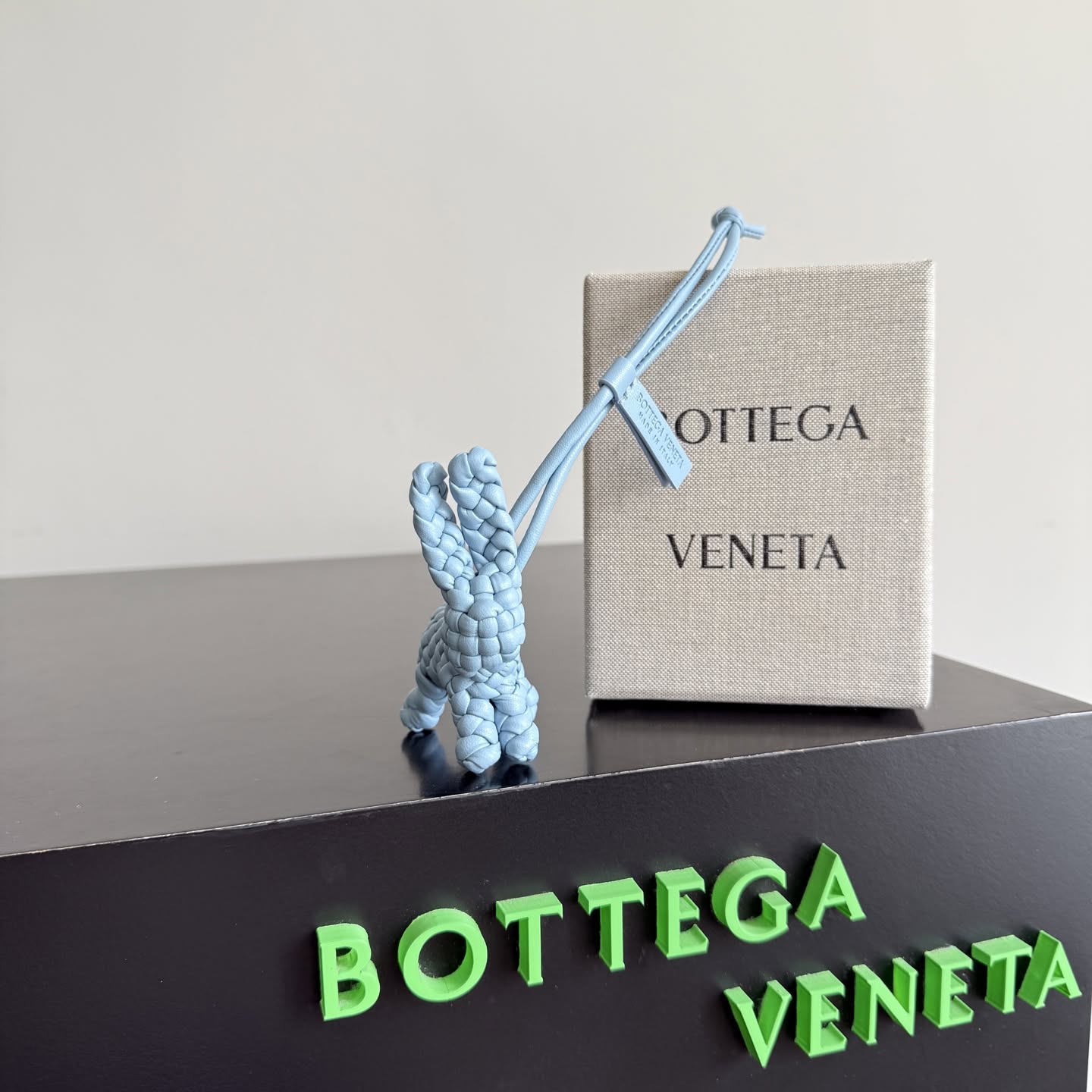 BV Rabbit Charm Intrecciato Leather